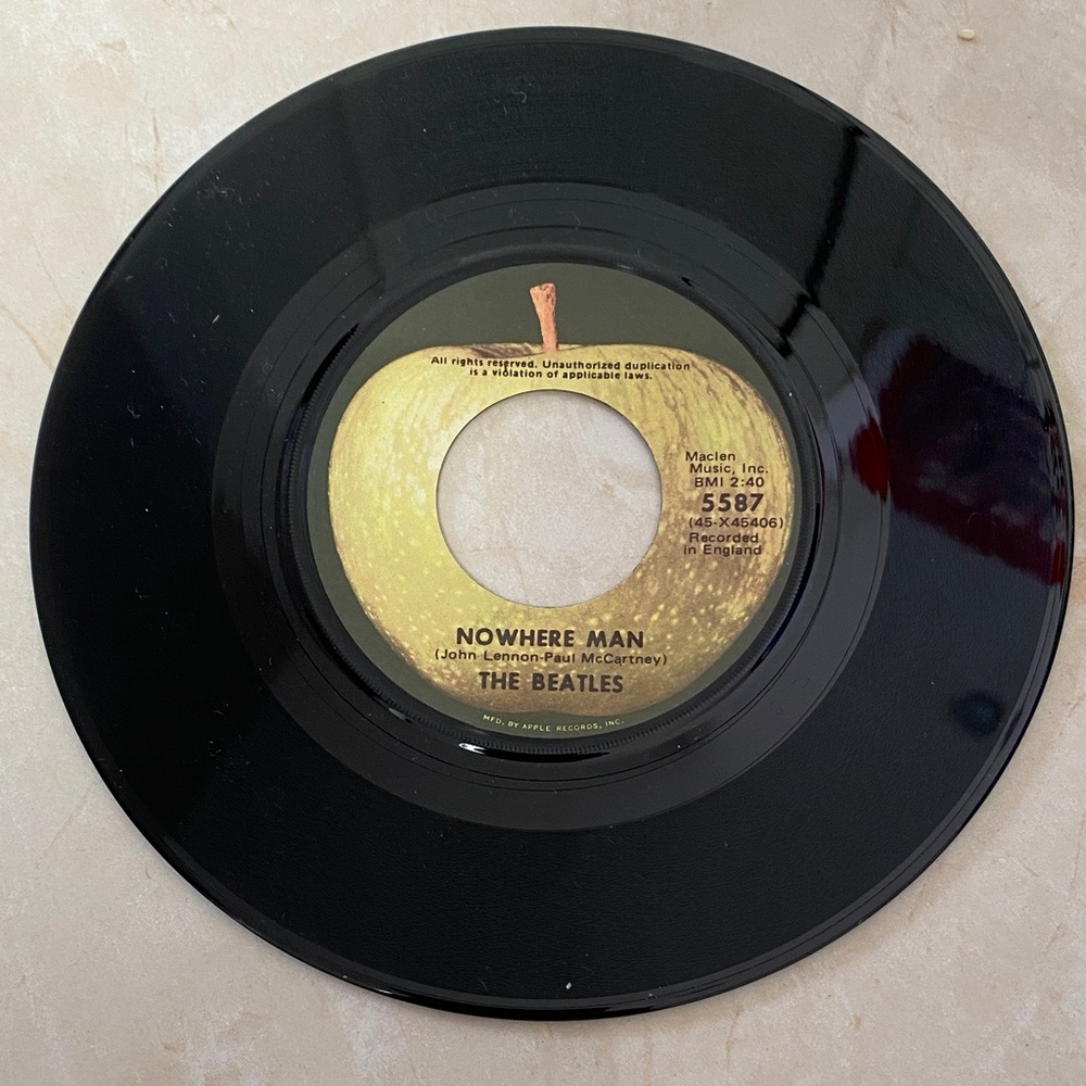 The Beatles Vinyl Record 45 RPM Nowhere Man What Goes On Near Mint